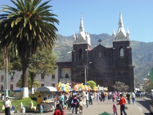 Parque de la Basilica in Banos, Ecuador Parque de la Basilica in Banos, Ecuador