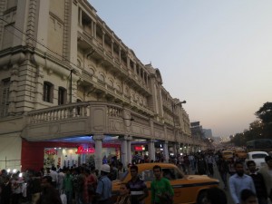 Crowded Esplanade in Kolkata, India Crowded Esplanade in Kolkata, India