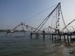 Climbing to lower the Chinese Fishing Net Climbing to lower the Chinese Fishing Net