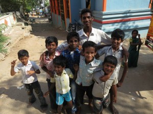 Village Kids in Tiruvannamalai Village Kids in Tiruvannamalai