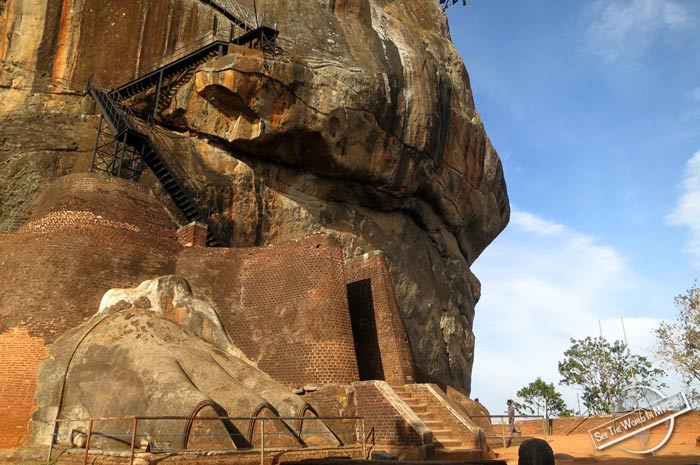 Lion's Paws at the Entrance to Sigiriya Rock, Sri Lanka Lion's Paws at the Entrance to Sigiriya Rock, Sri Lanka