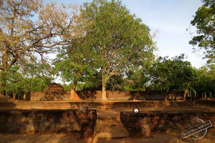 Potgul Vihara Ruins in Polonnaruwa, Sri Lanka Potgul Vihara Ruins in Polonnaruwa, Sri Lanka