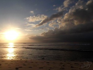 Sunset at Mushroom Bay on Nusa Lembongan, Indonesia Sunset at Mushroom Bay on Nusa Lembongan, Indonesia