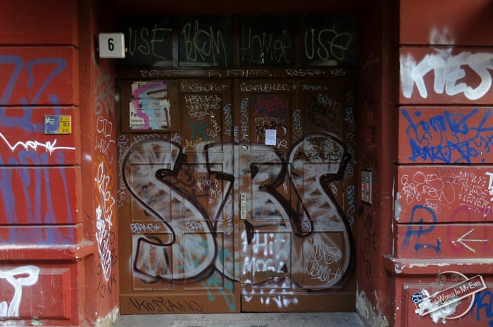 Beautification of Renovated Doorway in Raumer Strasse, Prenzlauer Berg, Berlin Beautification of Renovated Doorway in Raumer Strasse, Prenzlauer Berg, Berlin