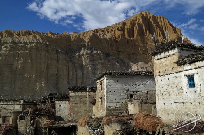 EARTH - Adobe Houses of a traditional Village in the Himalayas of Nepal - seetheworldinmyeyes.com